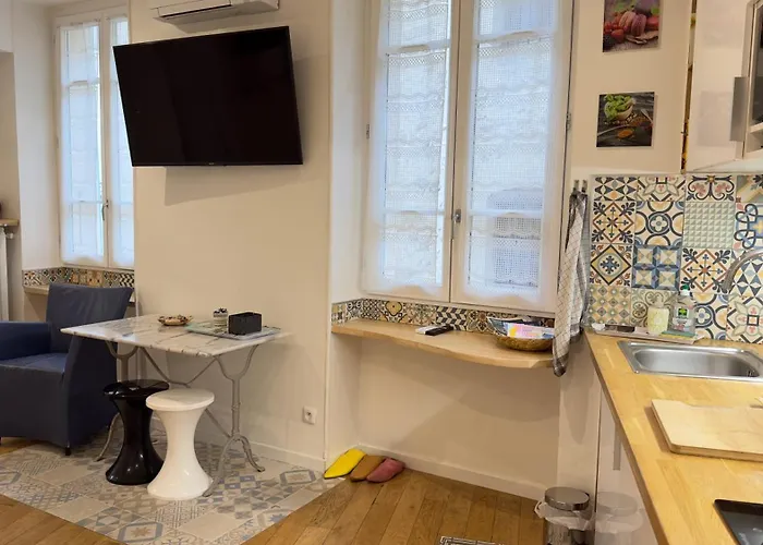 بيت ضيافة Le D'agathe Centre Historique - Calme & Confort