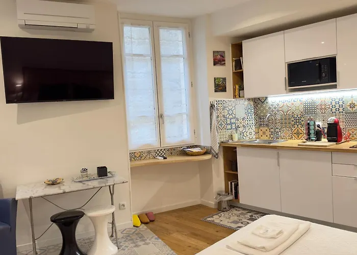 Le D'agathe Centre Historique - Calme & Confort بيت ضيافة فالنسيا