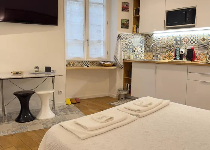 Vendégház Le D'agathe Centre Historique - Calme & Confort 3*